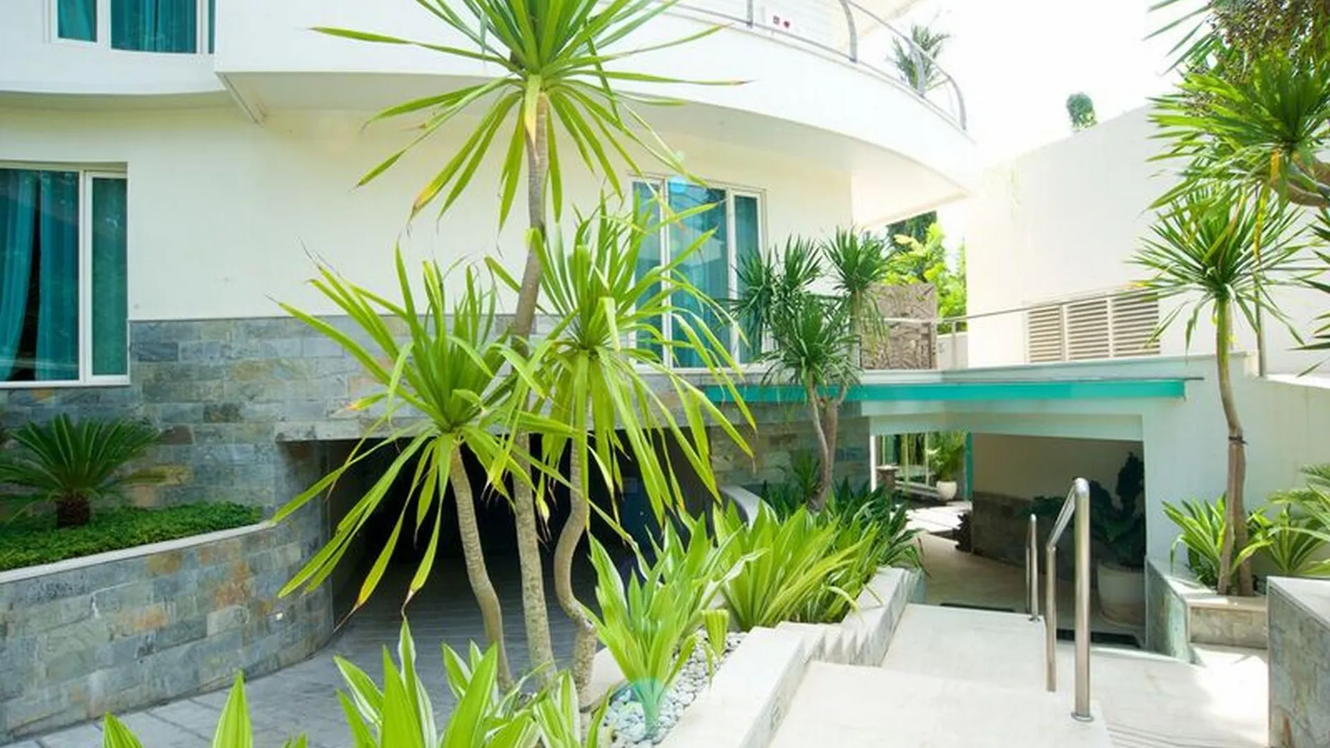 Anantara Vacation Club Legian Aparthotel 5*,
